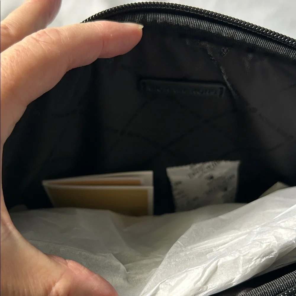 Michael Kors Kali Black Jet Set Ipad/Tablet Top Zip Padded Storage Travel Case